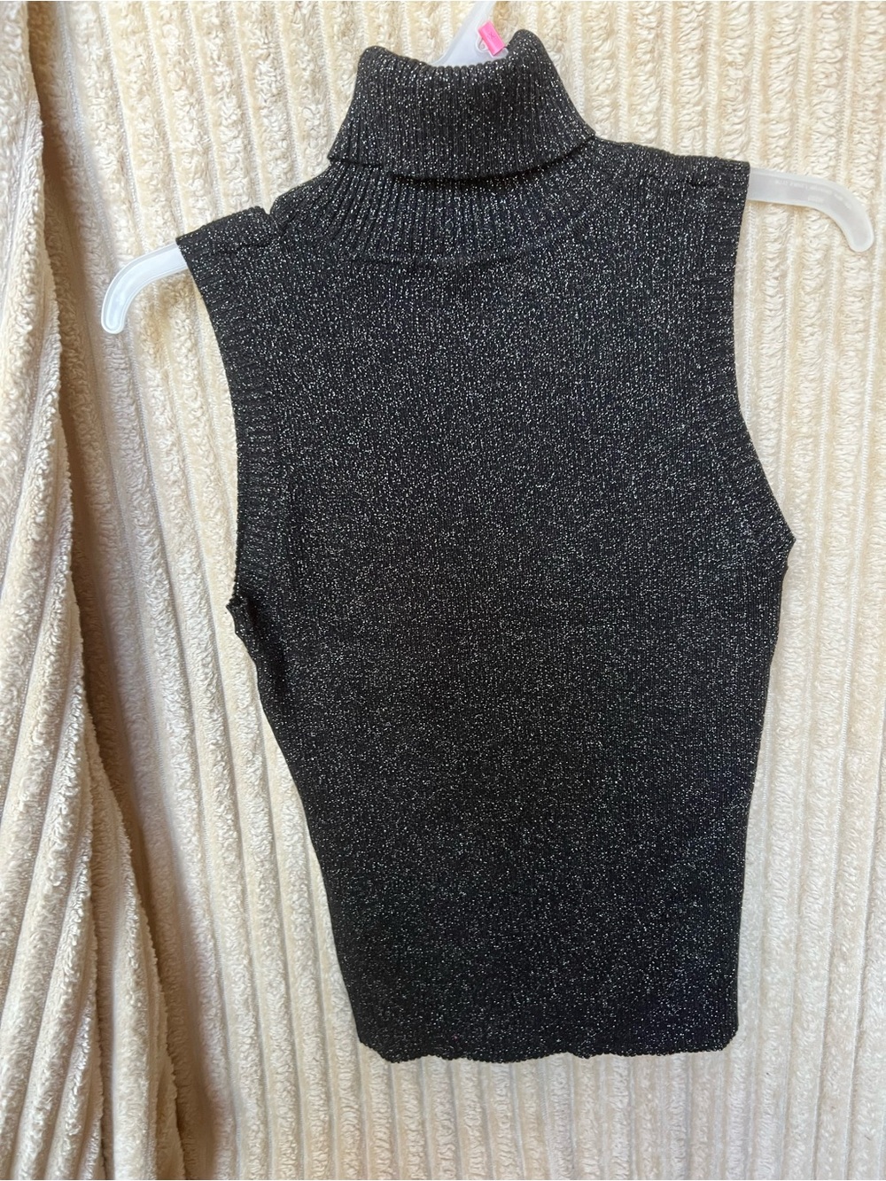 Sleeveless Turtleneck Sparkle Top - Black